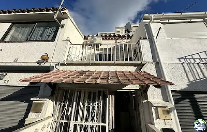 Casa Adosada a 300 m de la playa en Empuriabrava