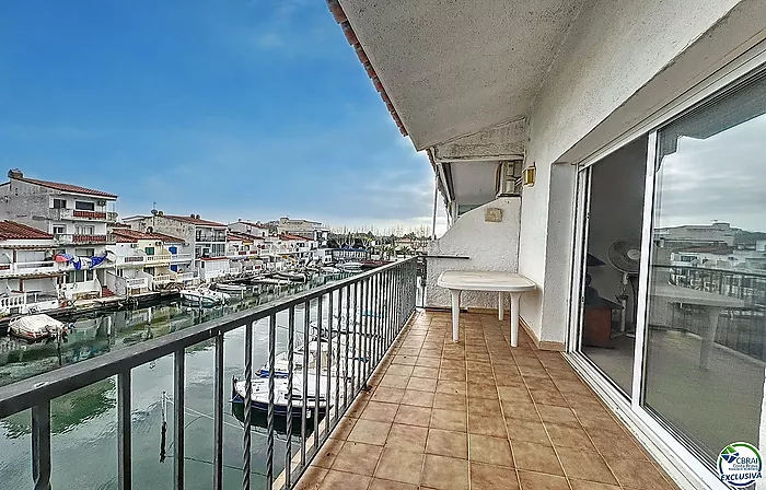 Se vende Apartamento Vista Canal Porto Fino Con Parking