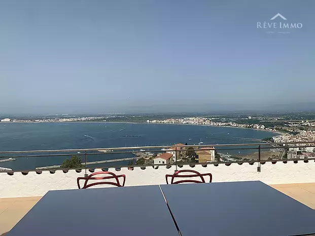 SUPERBE APPARTEMENT AVEC VUE MER EXCEPTIONNELLE AU MIRADOR DE LA BAHIA DE ROSAS