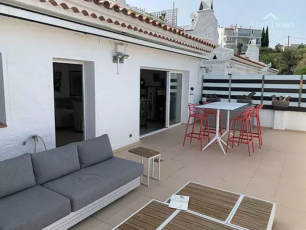 SUPERBE APPARTEMENT AVEC VUE MER EXCEPTIONNELLE AU MIRADOR DE LA BAHIA DE ROSAS