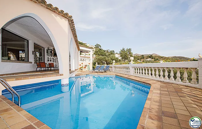 Villa avec vue imprenable sur la mer à Mas Fumats