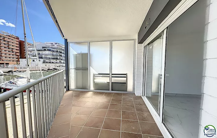 IMPRESIONANTE VISTA AL CANAL - APARTAMENTO DE 3 DORMITORIOS EN ROSAS SANTA MARGARITA