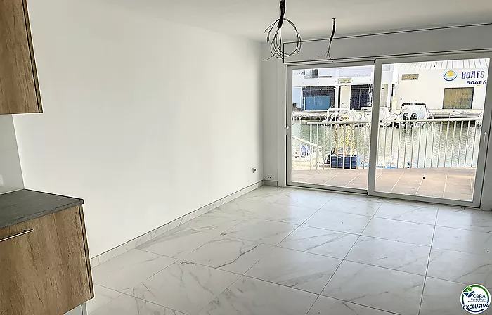 IMPRESIONANTE VISTA AL CANAL - APARTAMENTO DE 3 DORMITORIOS EN ROSAS SANTA MARGARITA