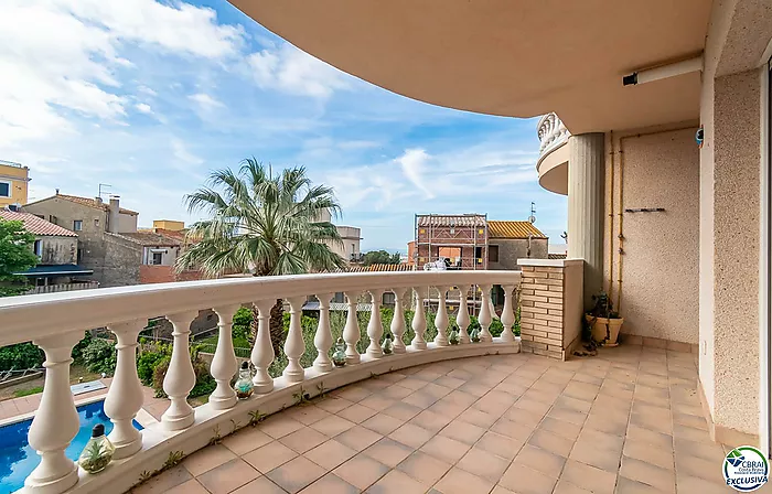 Appartement spectaculaire dans un immeuble calme à Palau Saverdera