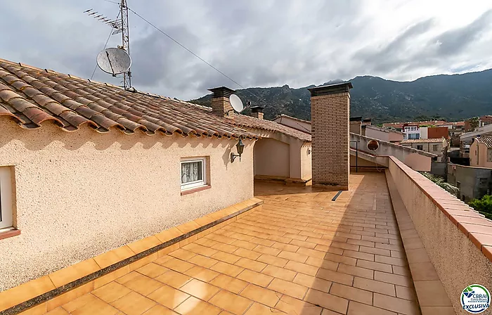 Espectacular piso en un edifico tranquilo en Palau Saverdera