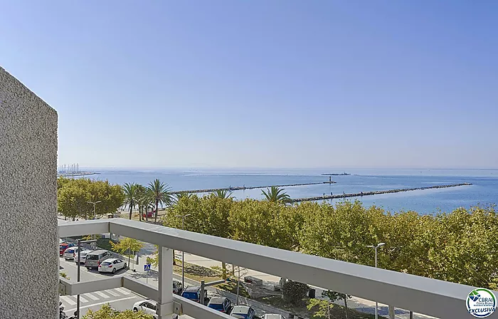 APPARTEMENT PREMIERE LIGNE DE MER A ROSES