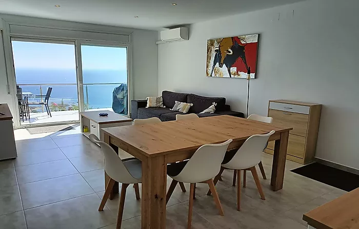 EXCEPCIONAL APARTAMENTO VISTAS AL MAR CANYELLES ROSES con licencia turistica