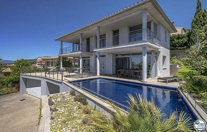 Sublime villa de standing situé dans un environnement privilégié