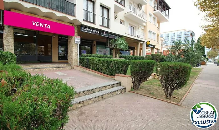 GRAN RESERVA Local commercial à vendre à 20m de La Caixa