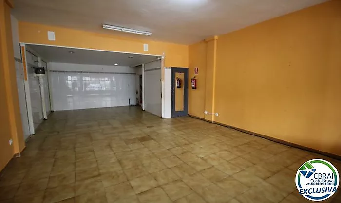 GRAN RESERVA Local comercial en venta a 20m de La Caixa