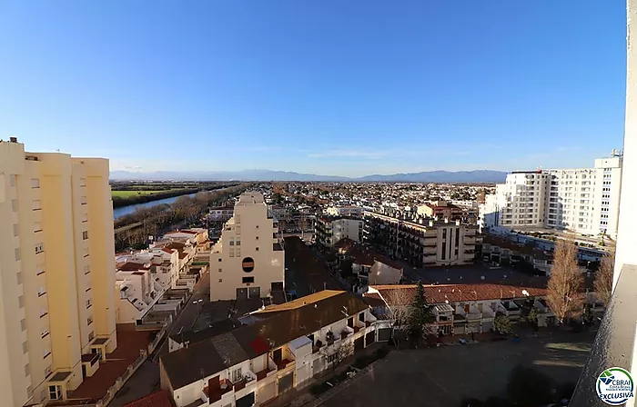 Studio complètement rénové à deux pas de la plage d´Empuriabrava