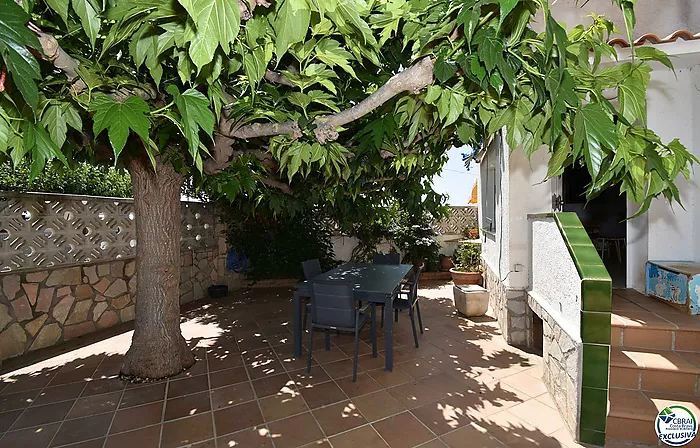 Maison avec quatre chambres jardin et piscine