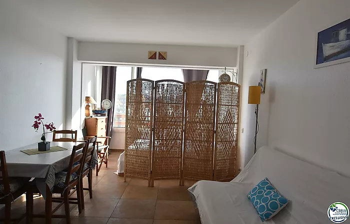 Estudio en venta en Roses, Santa Margarita con piscinas y jardines comunitarios