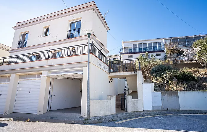 CASA EN FENER DE DALT VISTAS AL MAR