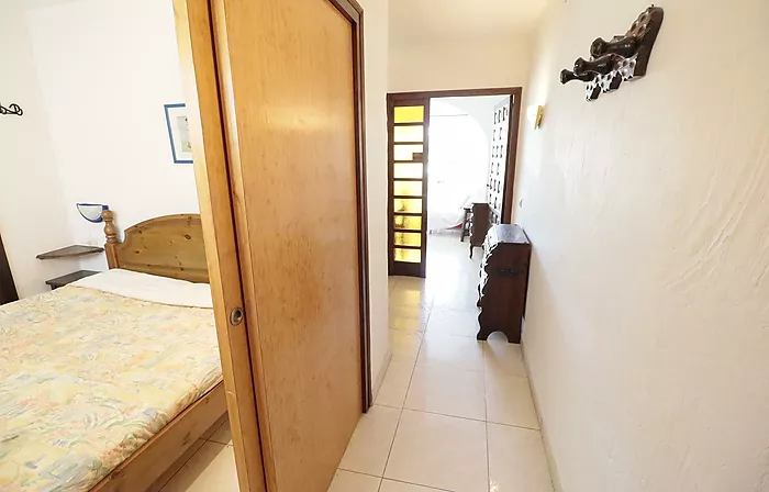 Se Vende apartamento 1 dormitorio, vistas al mar, a 50mts de la playa