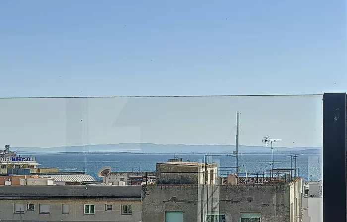 Magnifique Atico de haut standing, à Roses avec vue spectaculaire sur la mer et les montagnes