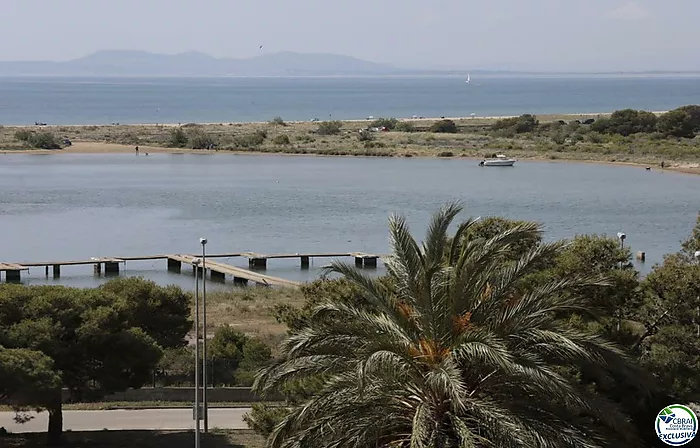 A vendre appartement à Isla de Roses, Santa Margarita, avec une vue très large