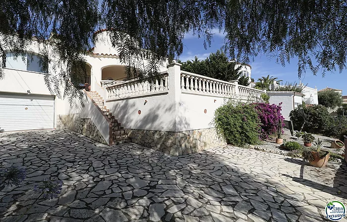 10 raisons d'acheter cette maison avec piscine à Can Isaac, Palau Saverdera.