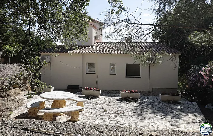 10 raisons d'acheter cette maison avec piscine à Can Isaac, Palau Saverdera.