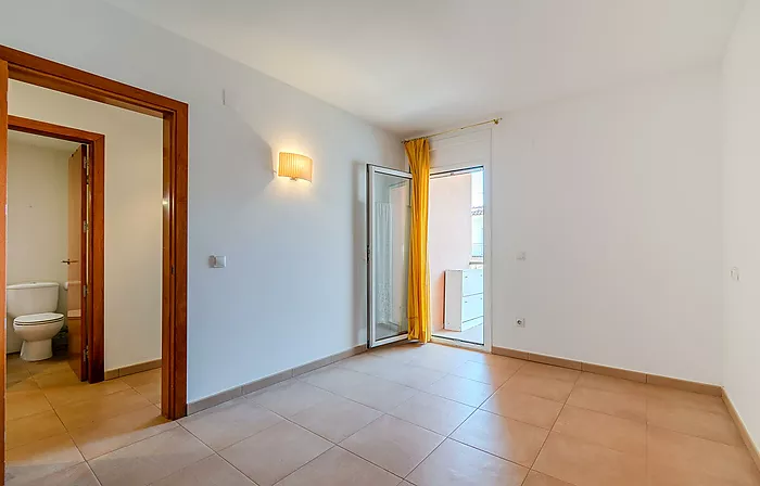 APPARTEMENT ENSOLEILLÉ PRÊT À EMMENER !