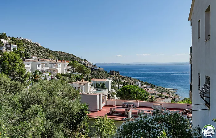 BELLE MAISON DE VILLE AVEC VUE À PUIG ROM