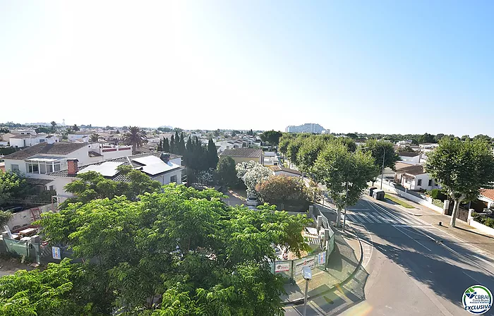 Apartamento 2 habitaciones con impresionantes vistas panorámicas.