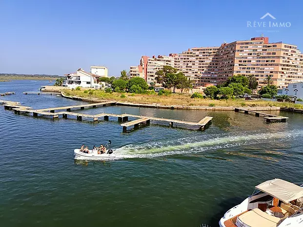 Appartement avec amarre de 7m et parking à santa Margarita-Rosas