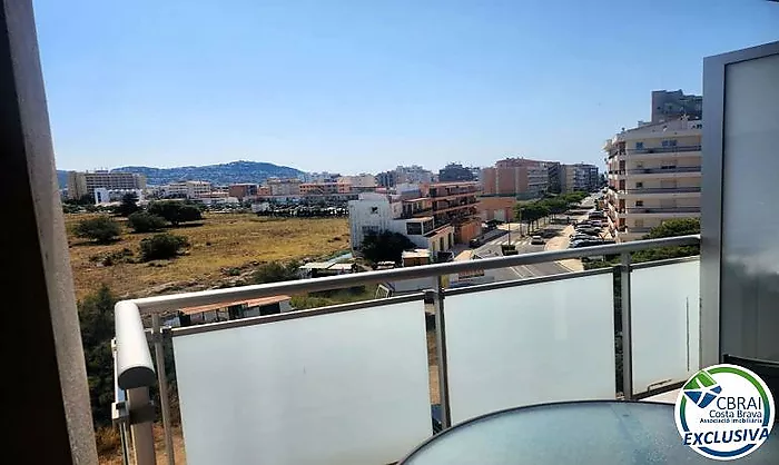 Magnífico apartamento a 600m del mar con licencia turística