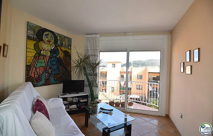 Apartamento ubicado en el centro de Roses a tan solo 600m de la playa