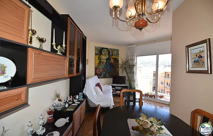 Apartamento ubicado en el centro de Roses a tan solo 600m de la playa