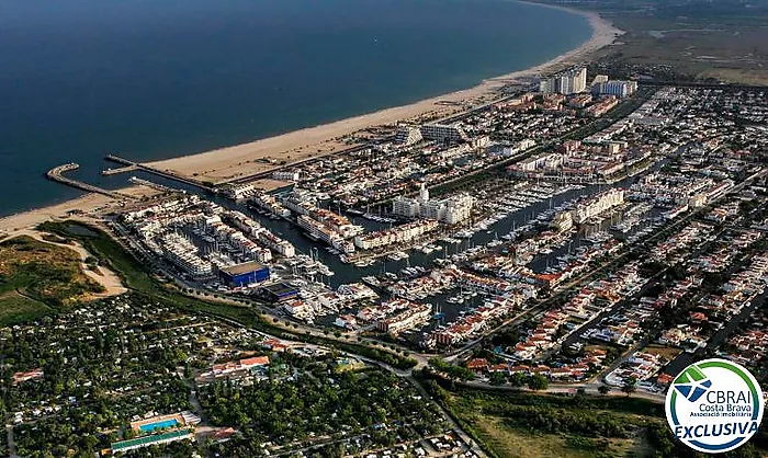 PORT MOXÓ Apartamento vista a canal con amarre, parking y trastero