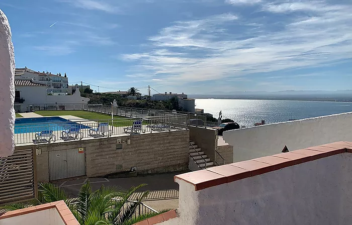 APARTAMENTO con vistas al mar en el Mirador de La Bahía de Roses