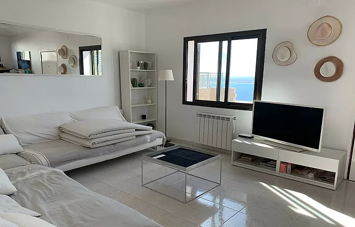 APARTAMENTO con vistas al mar en el Mirador de La Bahía de Roses