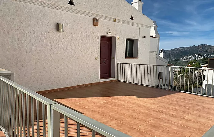 APARTAMENTO con vistas al mar en el Mirador de La Bahía de Roses