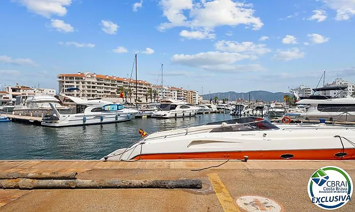 NAUSICA Appartement T2 avec terrasse à rénover