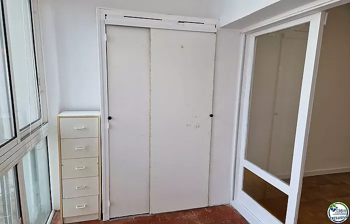 Appartement de 51m2 au rez-de-chaussée d'une propriété située à Empuriabrava.