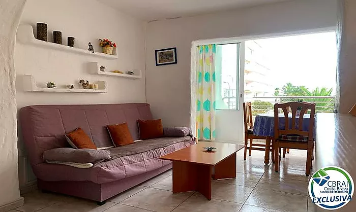 Apartamento con vista mar en Roses,  Santa Margarita  a 100 m de la playa