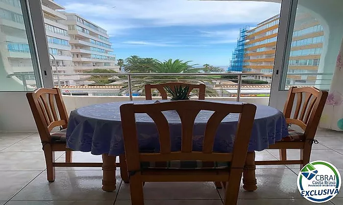 Apartamento con vista mar en Roses,  Santa Margarita  a 100 m de la playa