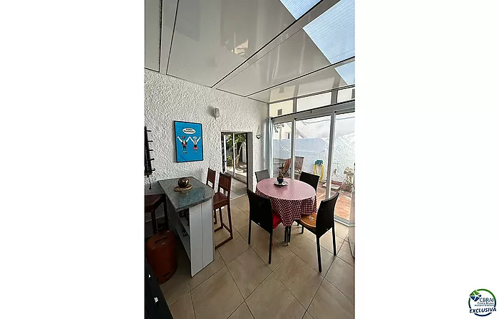 Grande maison F6  à vendre sur Empuriabrava, garage, proche mer