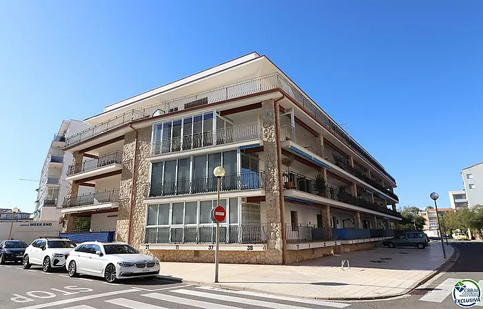 Amplio ático con gran terraza de 31 m2 a 50 m de la playa en el Salatà