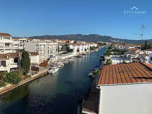 Bel Appartement Vue Canal à Empuriabrava Francoli