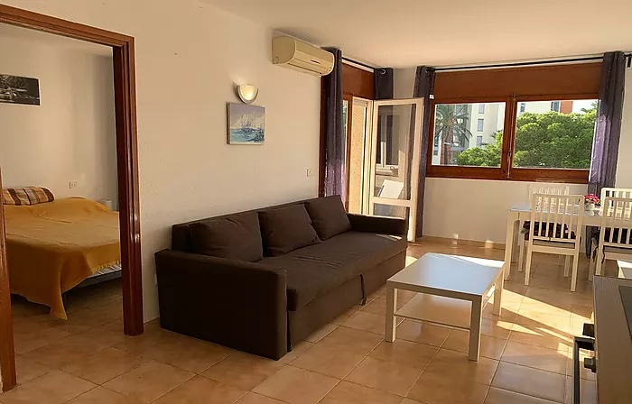 Bel appartement avec licence touristique à santa Margarita Rosas