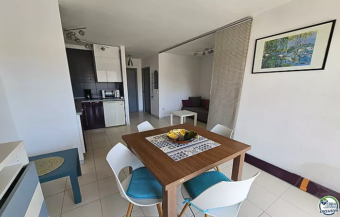 À vendre : Appartement lumineux avec licence touristique à Santa Margarita, Roses