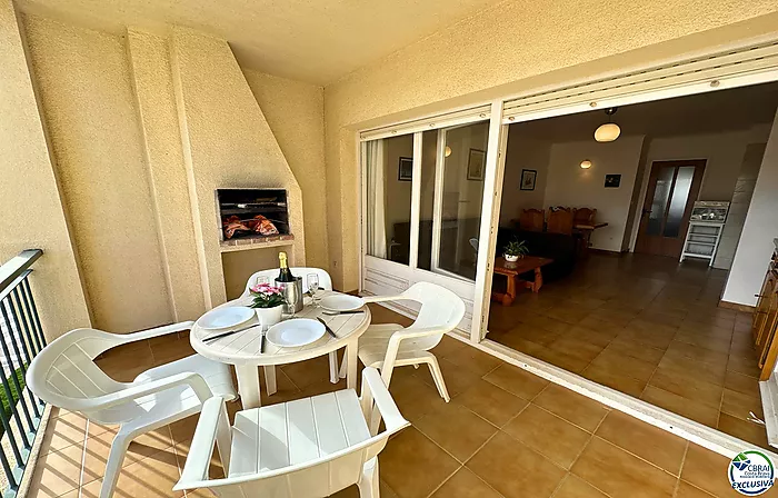 BONITO APARTAMENTO DE 1 HABITACIÓN EN SANTA MARGARITA, ROSES, CON LICENCIA TURÍSTICA