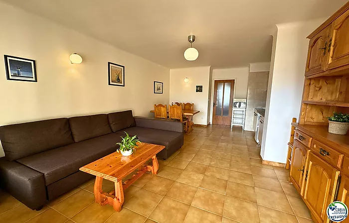 BONITO APARTAMENTO DE 1 HABITACIÓN EN SANTA MARGARITA, ROSES, CON LICENCIA TURÍSTICA