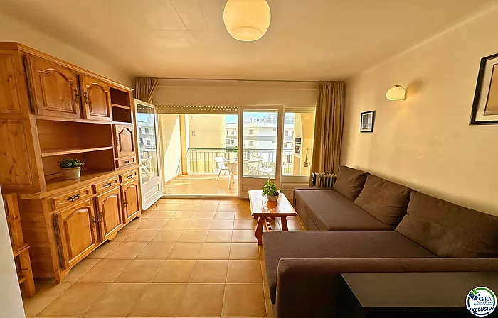 BONITO APARTAMENTO DE 1 HABITACIÓN EN SANTA MARGARITA, ROSES, CON LICENCIA TURÍSTICA