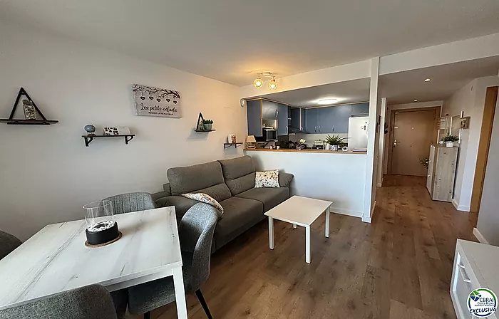 Magnífico apartamento con piscina comunitaria