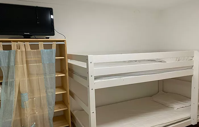 Apartamento de 3 dormitorios con licencia turística en el centro de Rosas