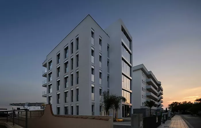 Appartement moderne avec vue sur les canaux, amarrage et licence touristique