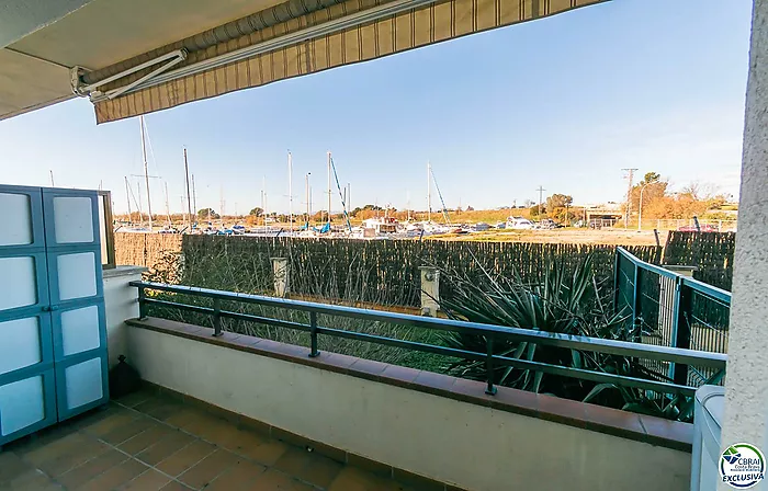 Magnifique appartement dans un quartier calme avec vue sur le canal.